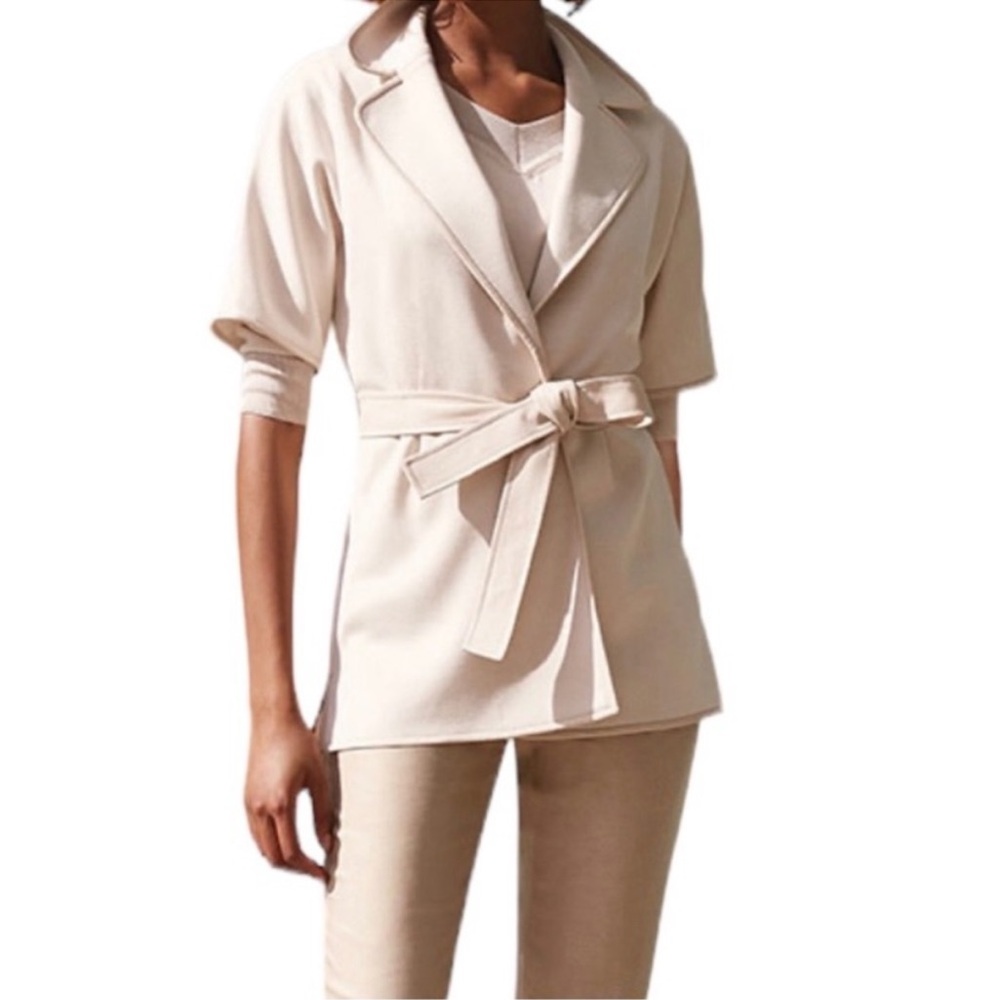Women's St. John Cream Short Sleeve Wool & Rayon Car Coat with Belt Size Medium
